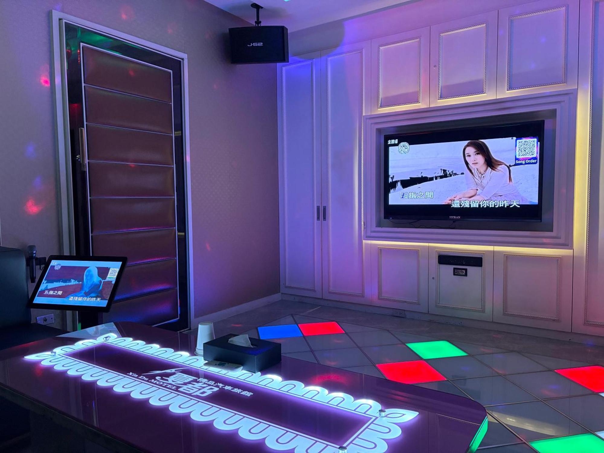 Xiadu Motel Тайджун Екстериор снимка