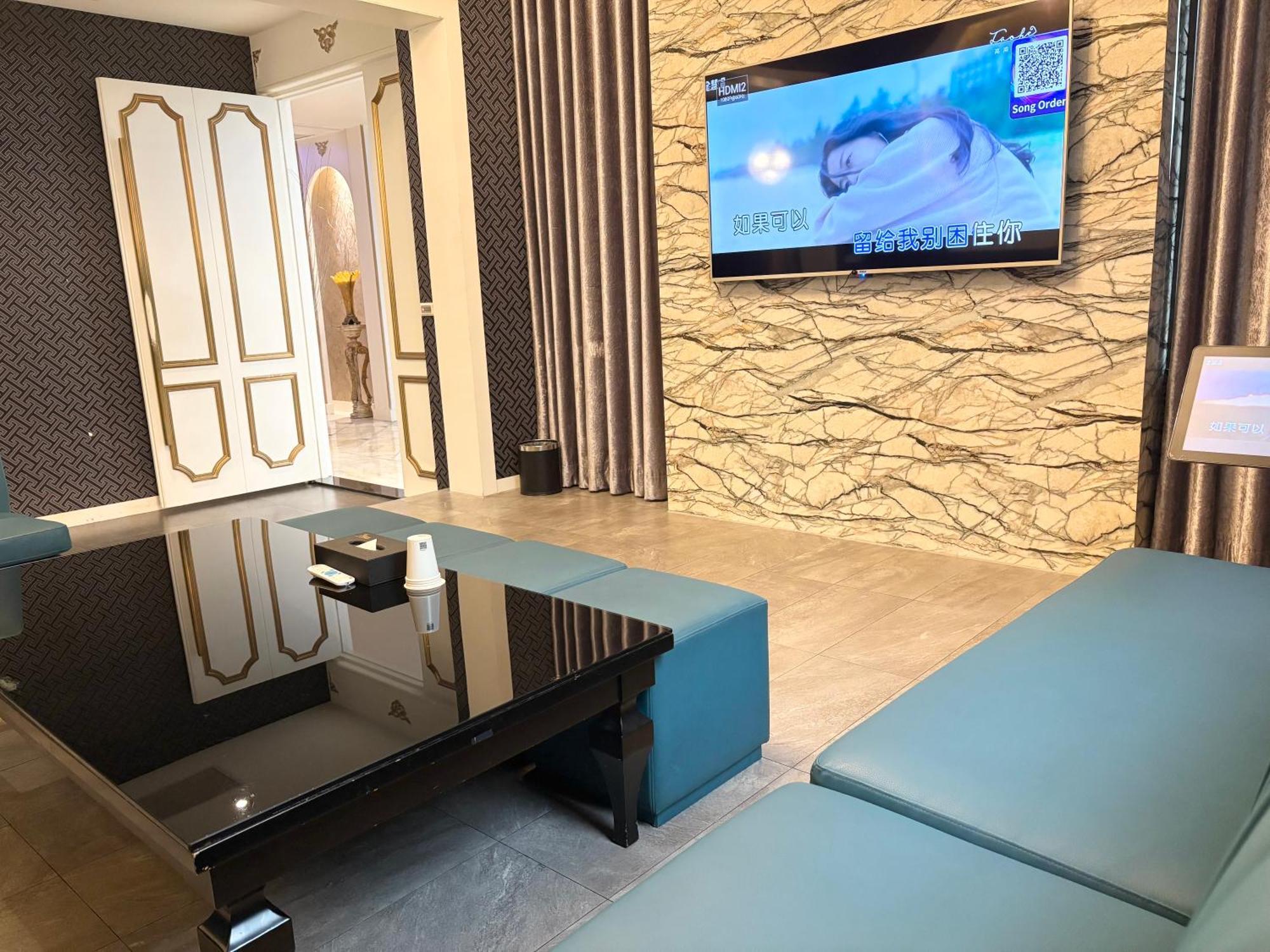 Xiadu Motel Тайджун Екстериор снимка