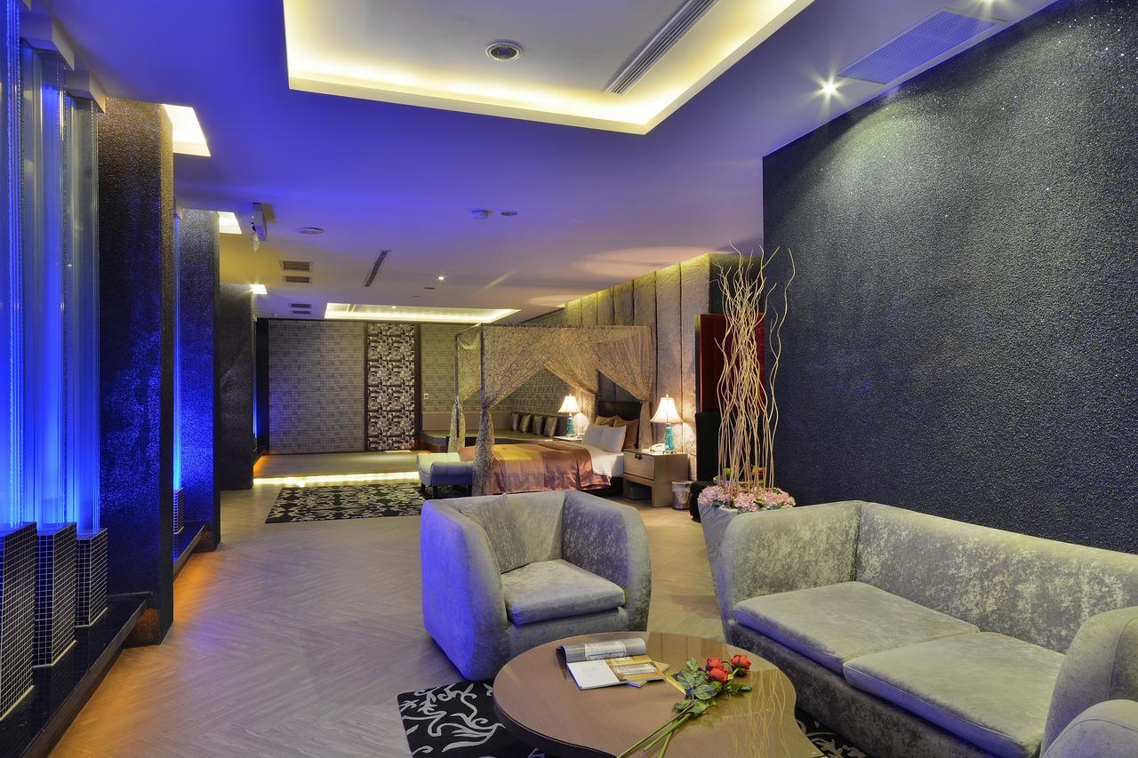 Xiadu Motel Тайджун Екстериор снимка