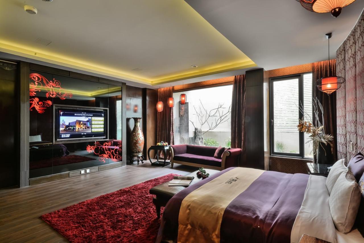 Xiadu Motel Тайджун Екстериор снимка